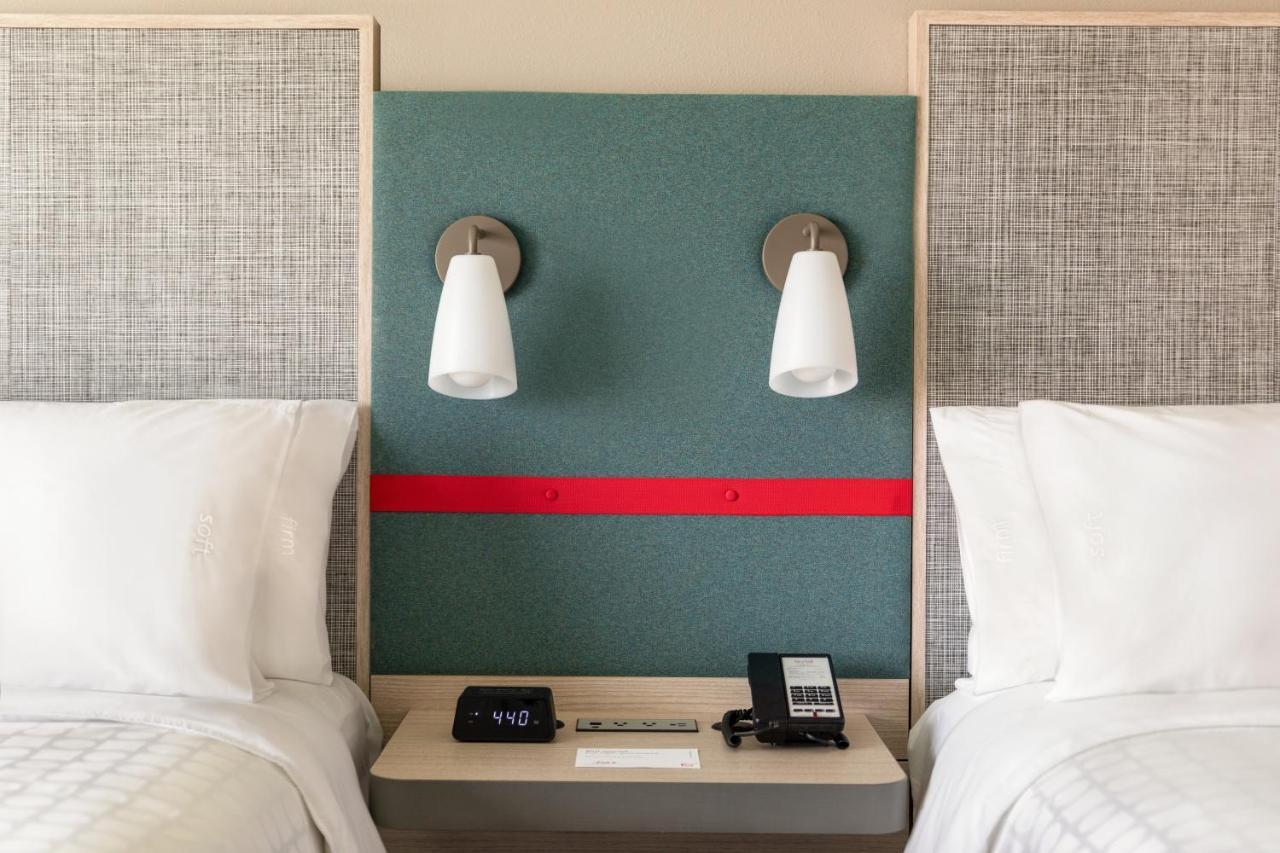 เอวิด โฮเต็ล โอคลาโฮมาซิตี้ - ยูคอน Hotel ภายนอก รูปภาพ