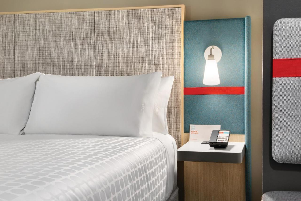 เอวิด โฮเต็ล โอคลาโฮมาซิตี้ - ยูคอน Hotel ภายนอก รูปภาพ
